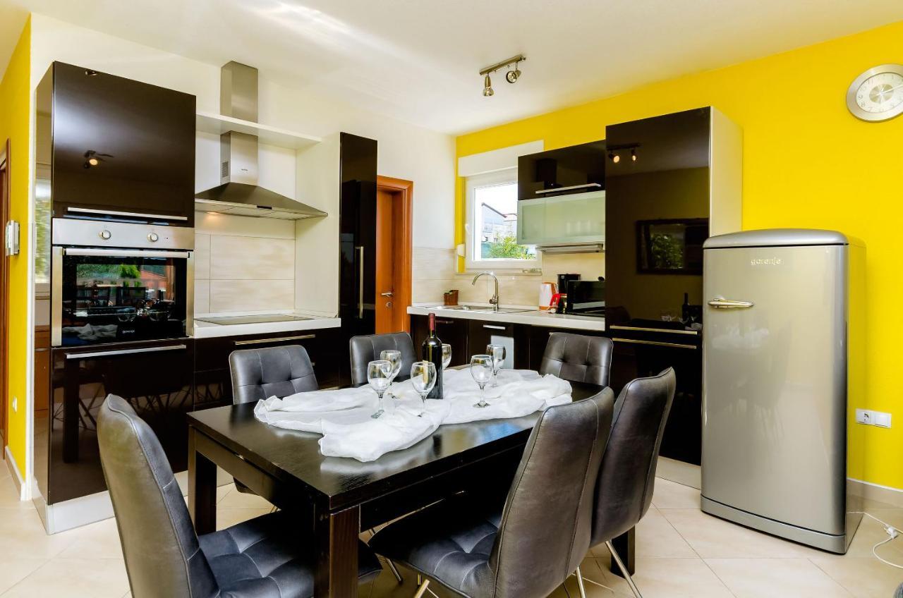 Apartments Melita تروغير المظهر الخارجي الصورة